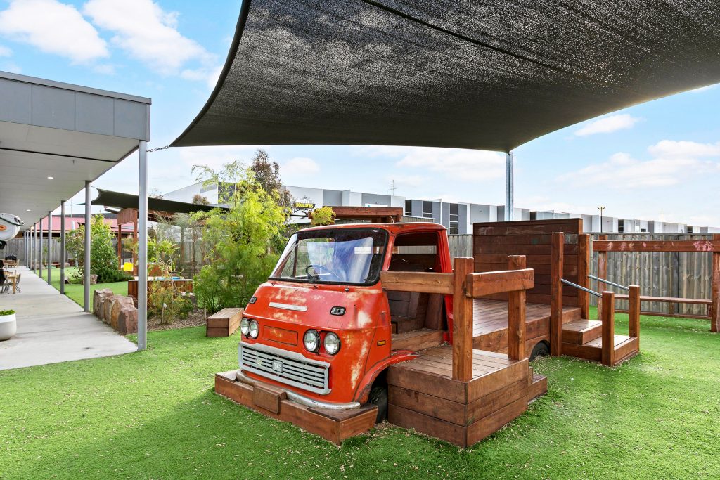 outside view of nido child care centre at grovedale