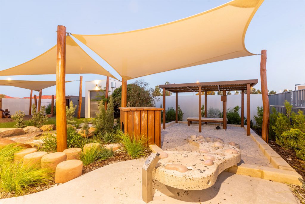 outside look image of nido child care centre canning vale