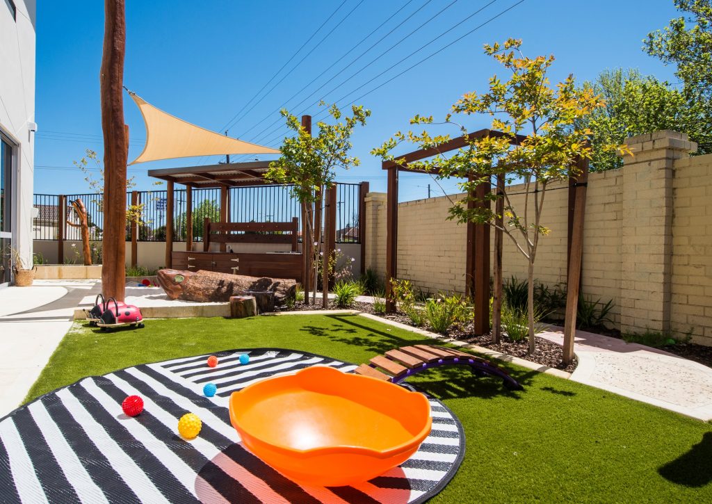 beautiful garden view of nido child care centre in willetton